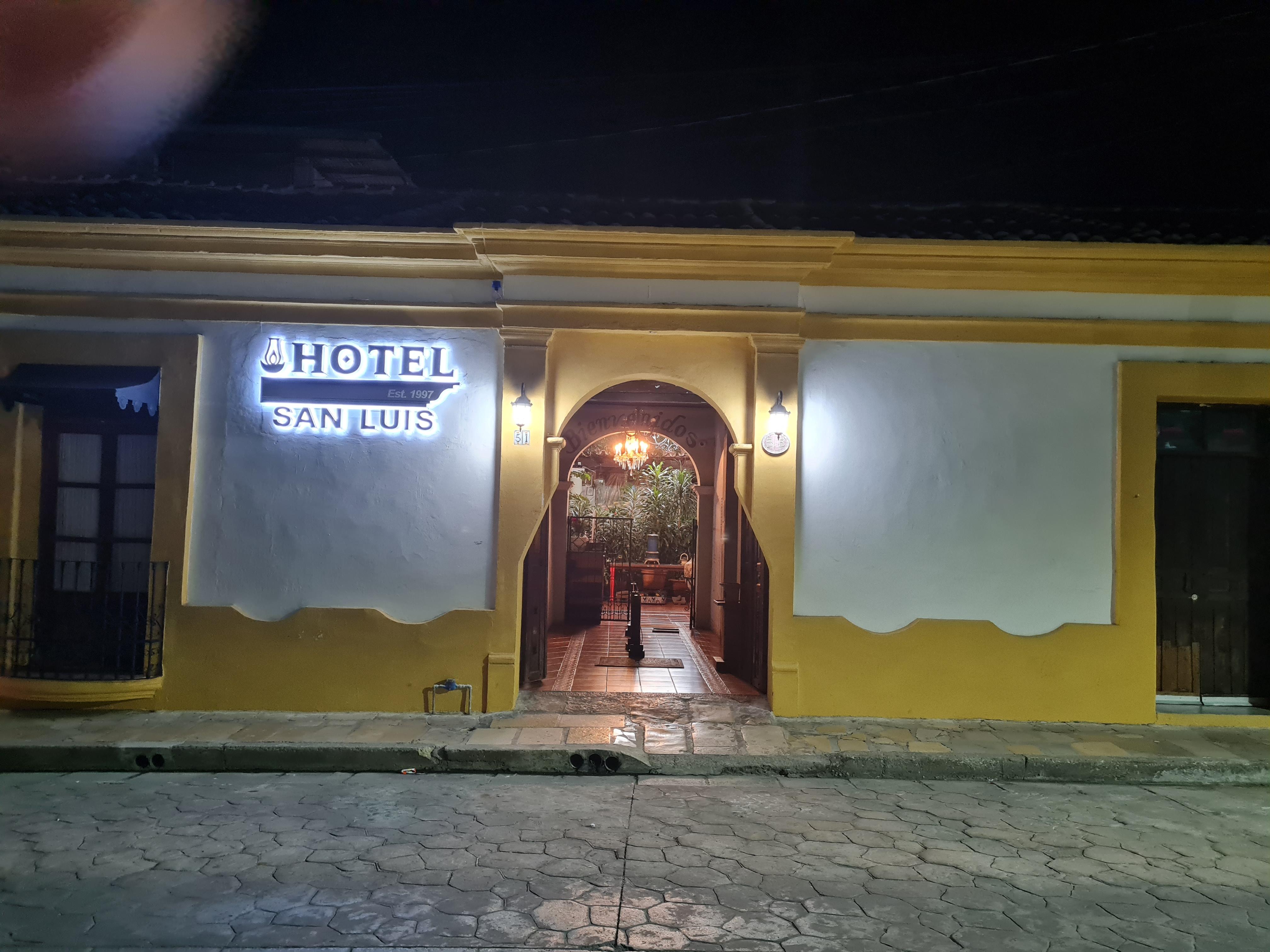 Hotel San Luis San Cristóbal de Las Casas エクステリア 写真
