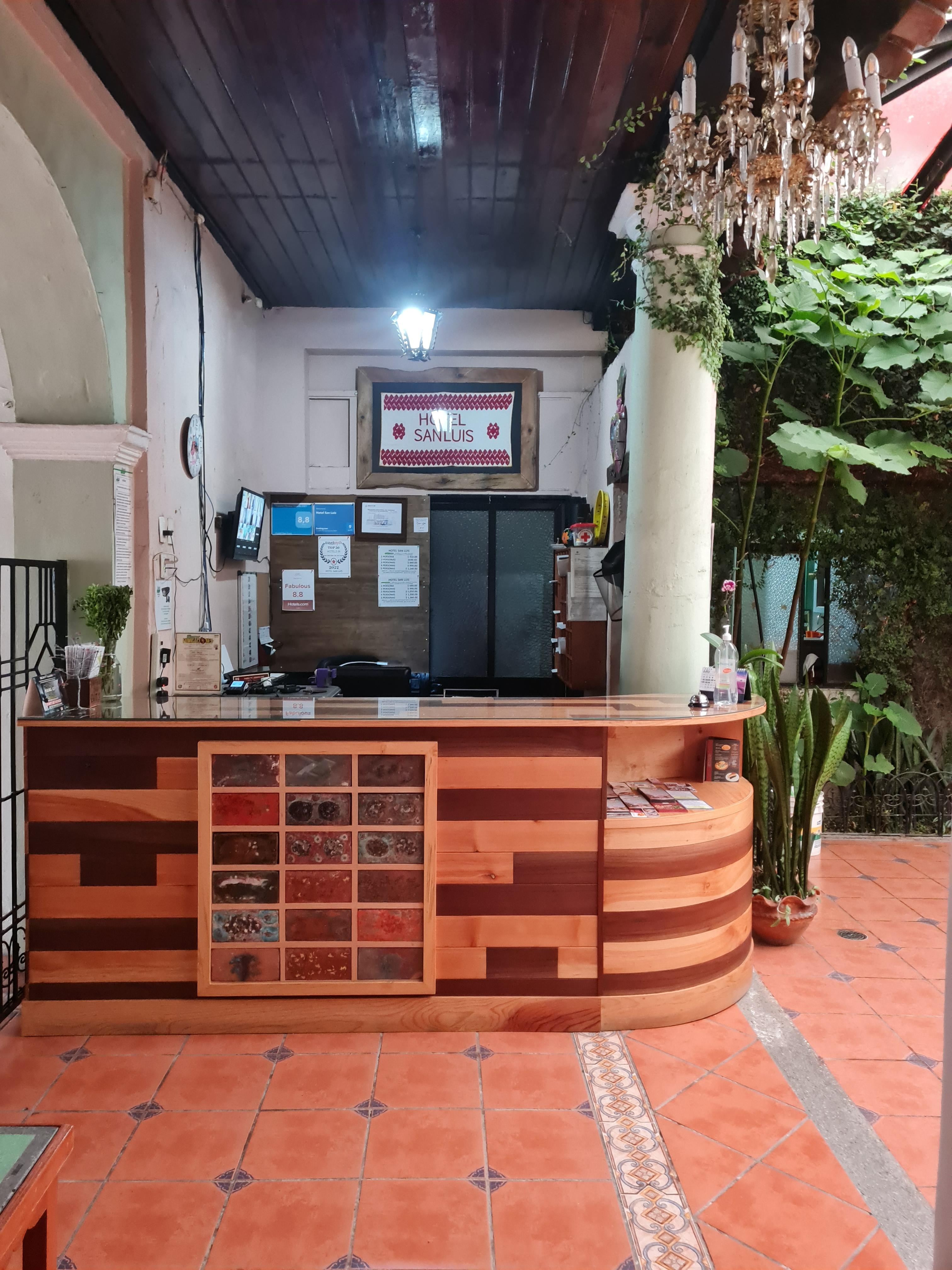 Hotel San Luis San Cristóbal de Las Casas エクステリア 写真