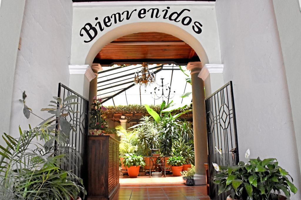 Hotel San Luis San Cristóbal de Las Casas エクステリア 写真