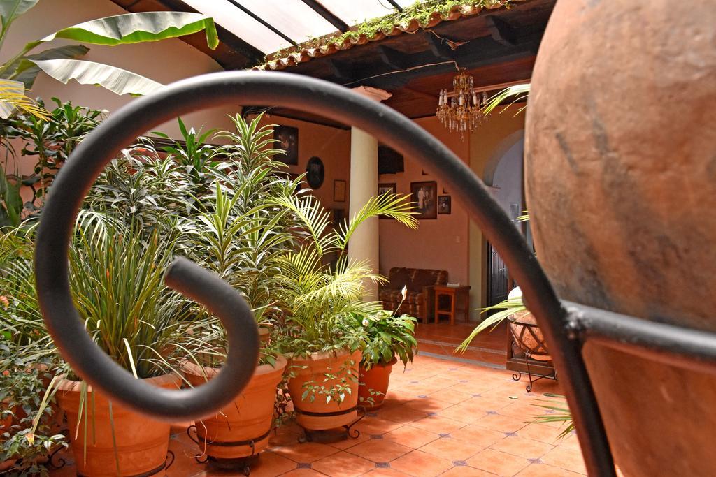 Hotel San Luis San Cristóbal de Las Casas エクステリア 写真