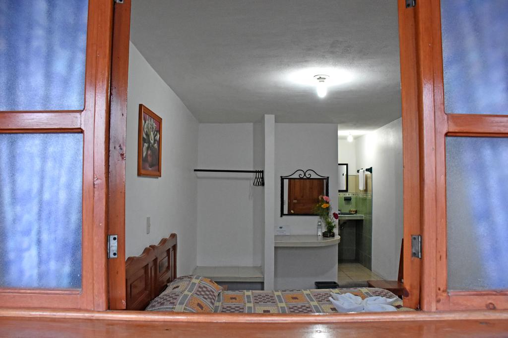 Hotel San Luis San Cristóbal de Las Casas エクステリア 写真